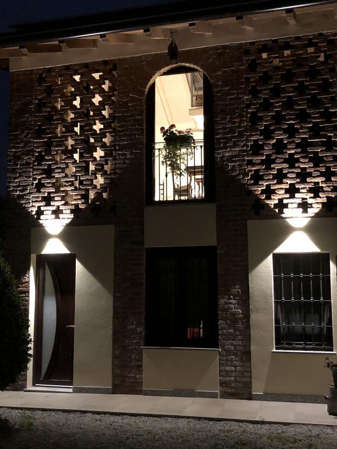 L'Ago Nel Pagliaio Apartment Turbigo Bagian luar foto