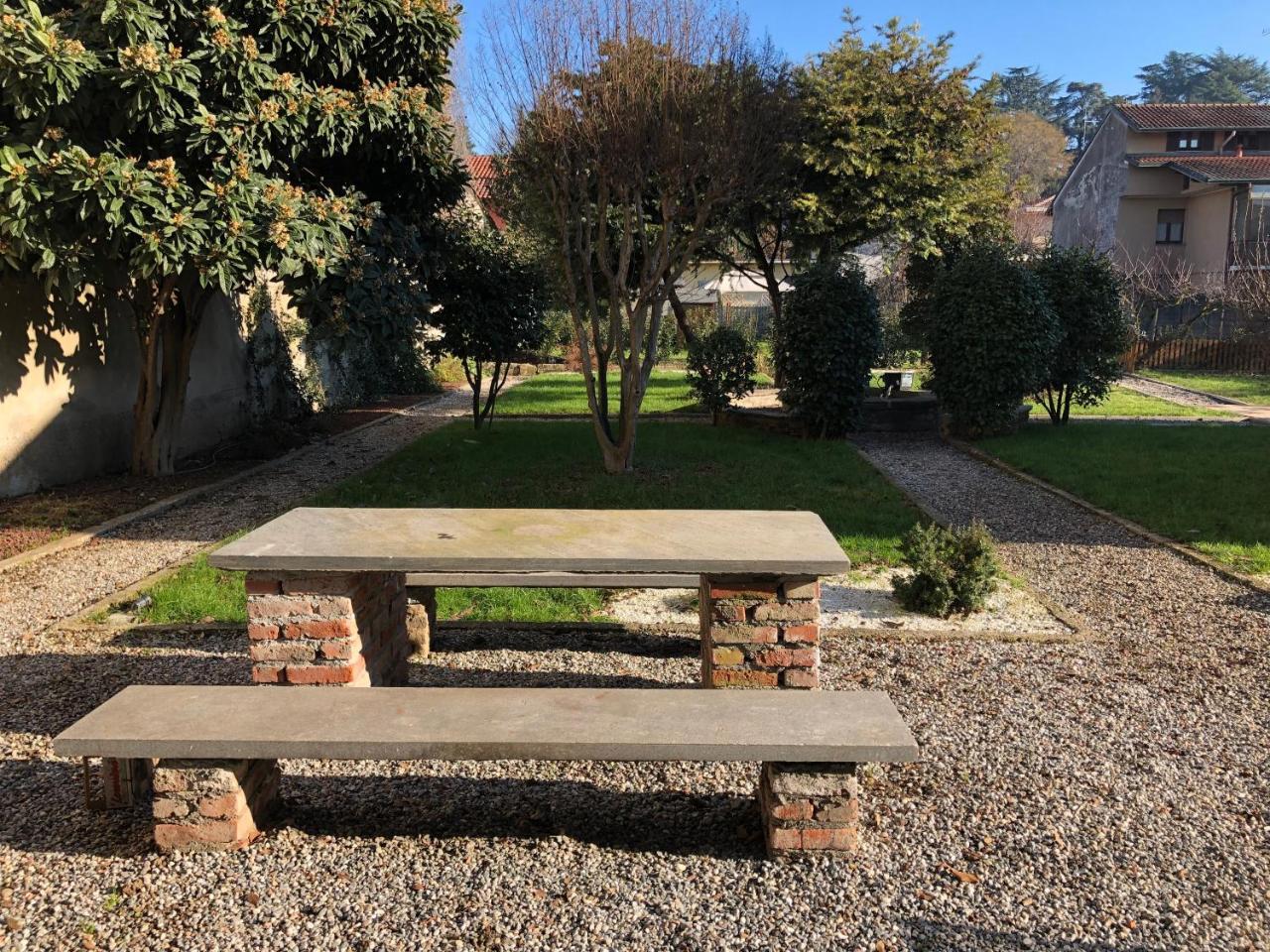L'Ago Nel Pagliaio Apartment Turbigo Bagian luar foto